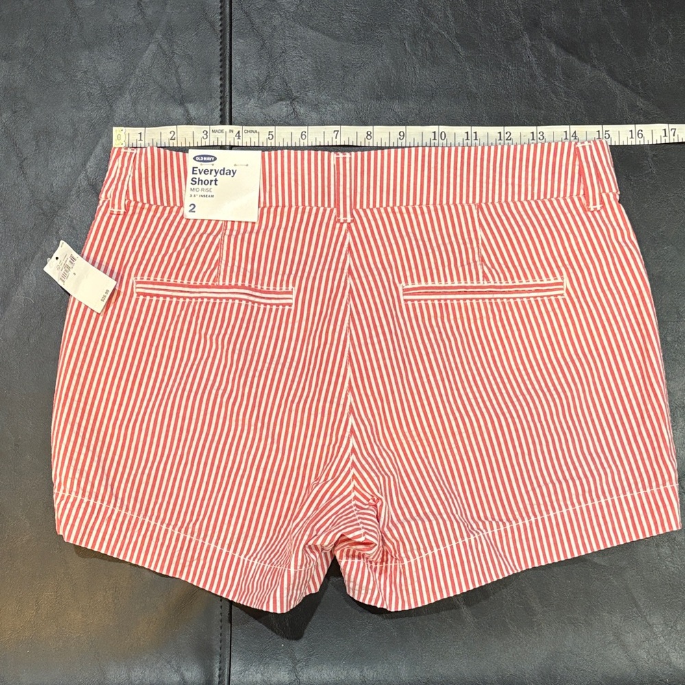 Old Navy Women's Red and White Striped Shorts